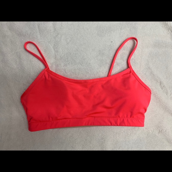 lightly padded sports bra